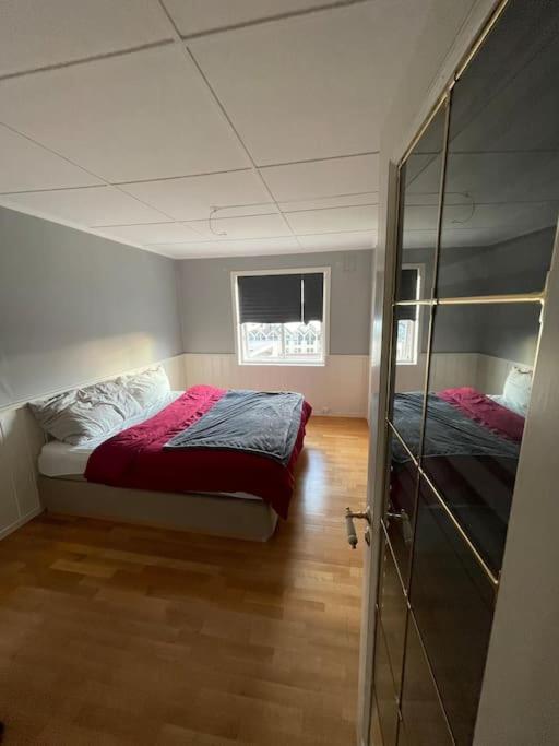 Romslig I Sandviken Apartment *