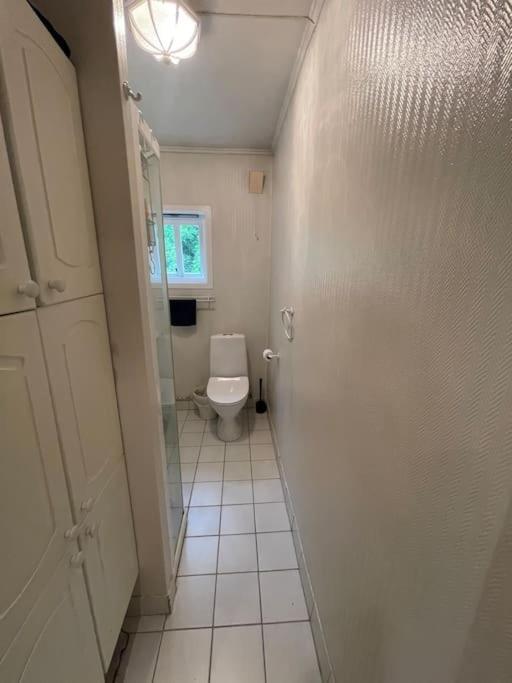 Romslig I Sandviken Appartement *