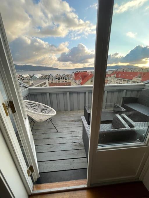 Romslig I Sandviken Apartment