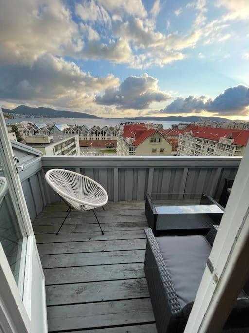 Apartment Romslig I Sandviken